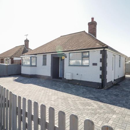 Seaside Retreat Villa Prestatyn Exterior foto