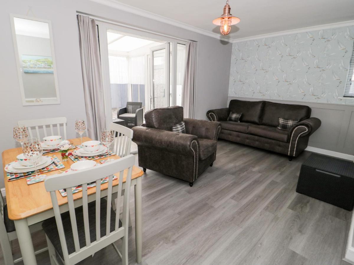 Seaside Retreat Villa Prestatyn Exterior foto